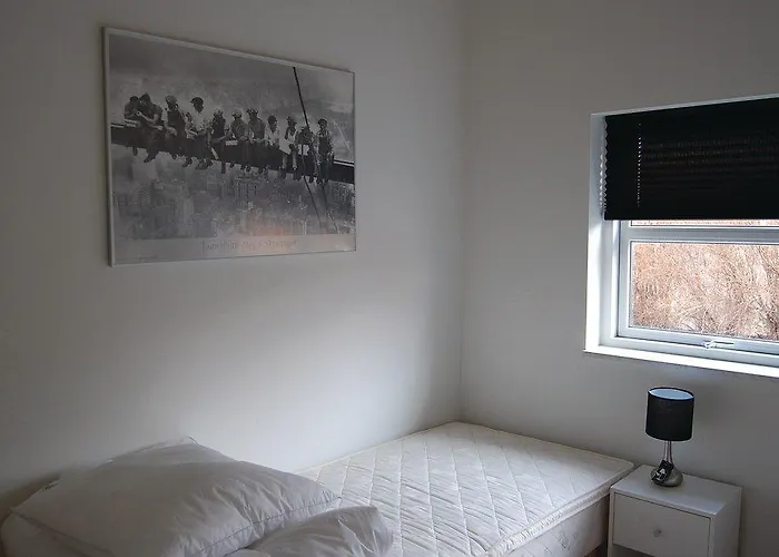 Semesterbostad Baekholmen Iv *